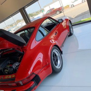 Jockimo Porsche glassfloor full
